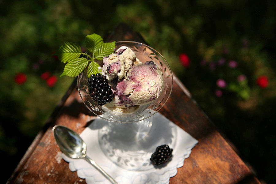 Black berrries and icecream Blackberries and ice cream
